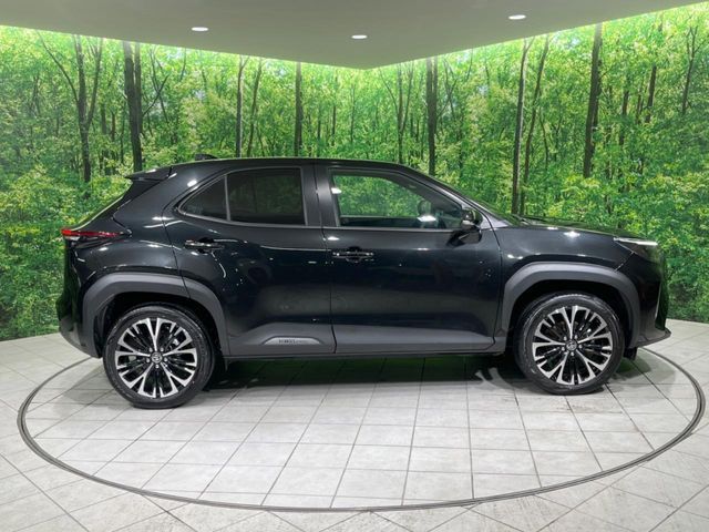 TOYOTA YARIS CROSS 2025