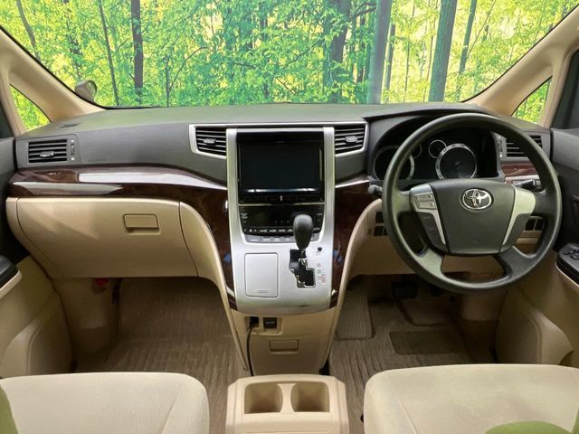 TOYOTA ALPHARD 2014