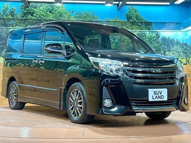 TOYOTA NOAH 2017