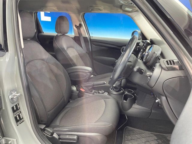 BMW MINI COOPER D 5DOOR 2019