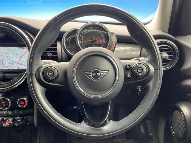 BMW MINI COOPER D 5DOOR 2019