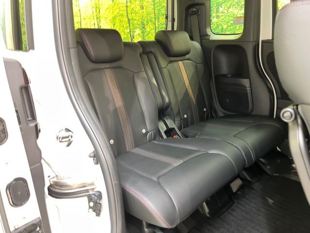 HONDA N BOX CUSTOM 2021