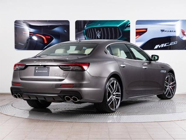 MASERATI MASERATI QUATTROPORTE 2022