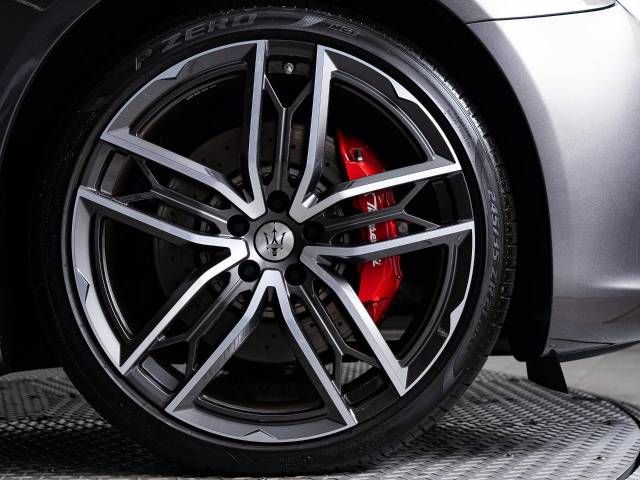 MASERATI MASERATI QUATTROPORTE 2022