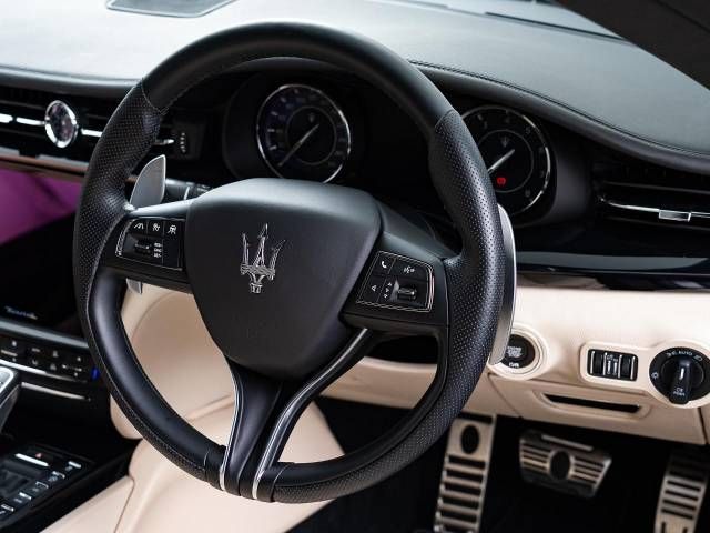 MASERATI MASERATI QUATTROPORTE 2022
