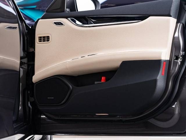 MASERATI MASERATI QUATTROPORTE 2022