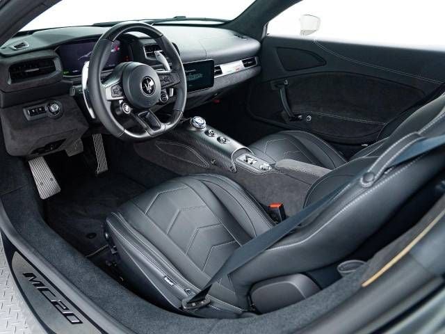 MASERATI MASERATI MC20 2022