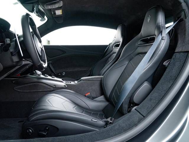 MASERATI MASERATI MC20 2022