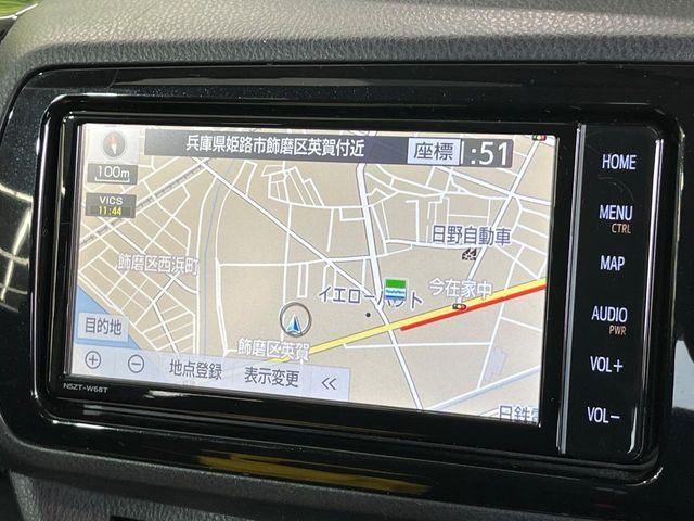 TOYOTA VITZ HYBRID 2019