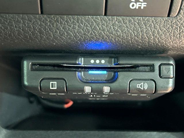 NISSAN NV350 CARAVAN 2022