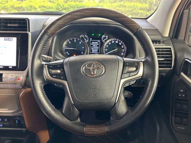 TOYOTA LANDCRUISER PRADO 2022