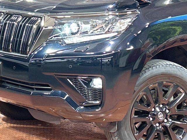 TOYOTA LANDCRUISER PRADO 2022
