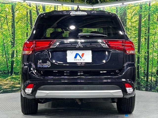MITSUBISHI OUTLANDER PHEV 2017
