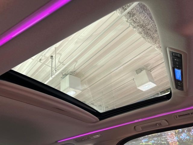 TOYOTA VELLFIRE 2019