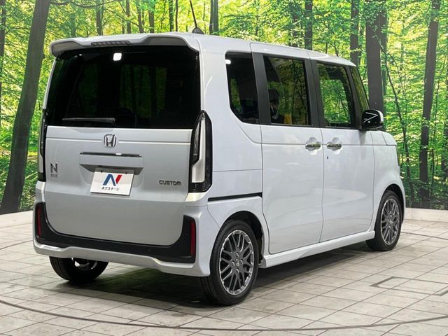 HONDA N BOX CUSTOM 2024