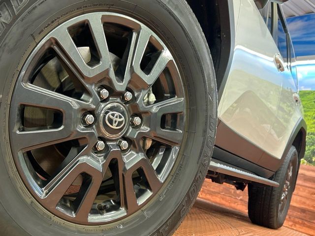 TOYOTA LANDCRUISER 250 2024