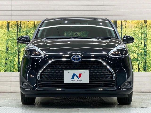 TOYOTA SIENTA HYBRID 2021