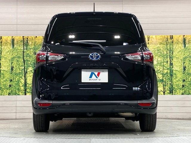 TOYOTA SIENTA HYBRID 2021