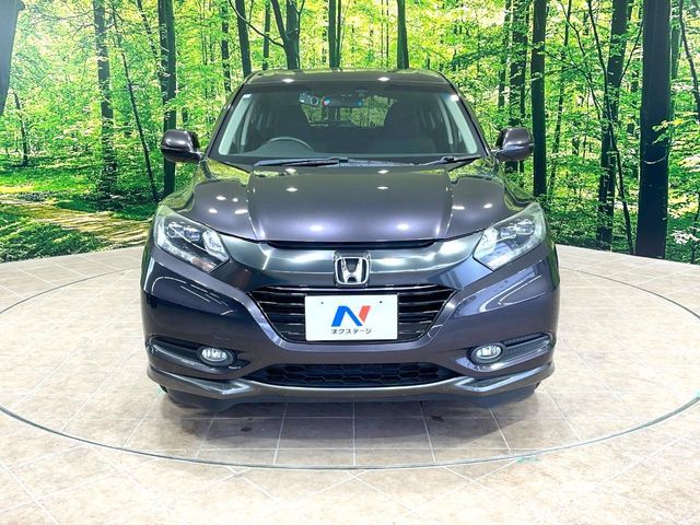 HONDA VEZEL HYBRID 2015