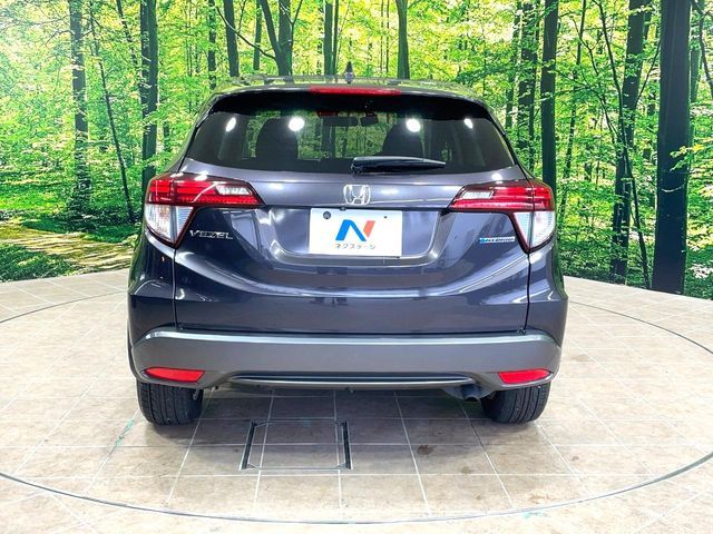 HONDA VEZEL HYBRID 2015