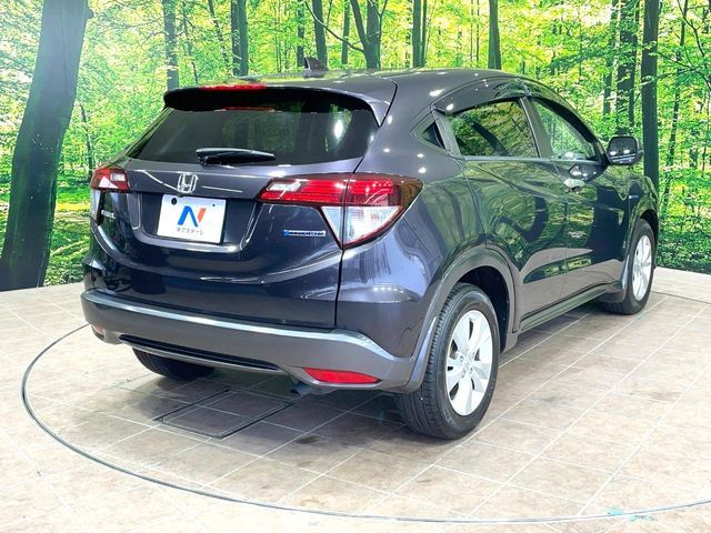 HONDA VEZEL HYBRID 2015