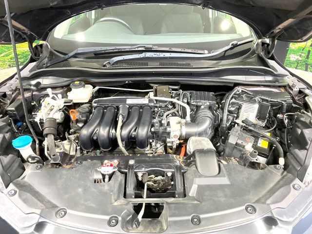 HONDA VEZEL HYBRID 2015