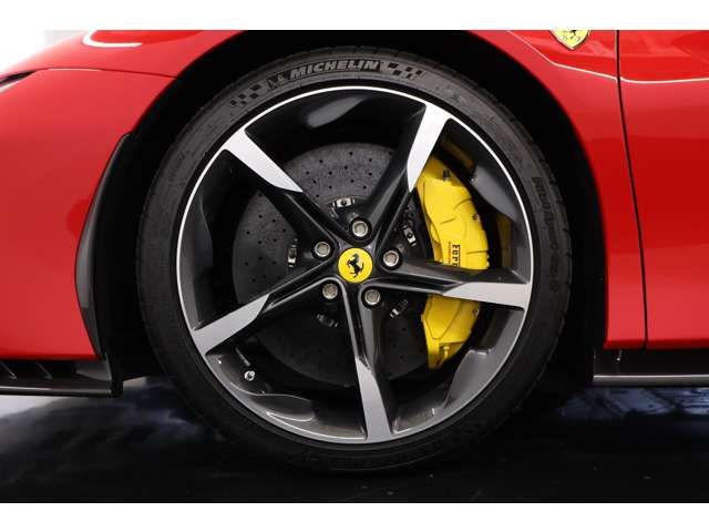 FERRARI FERRARI SF90 Spider 2023