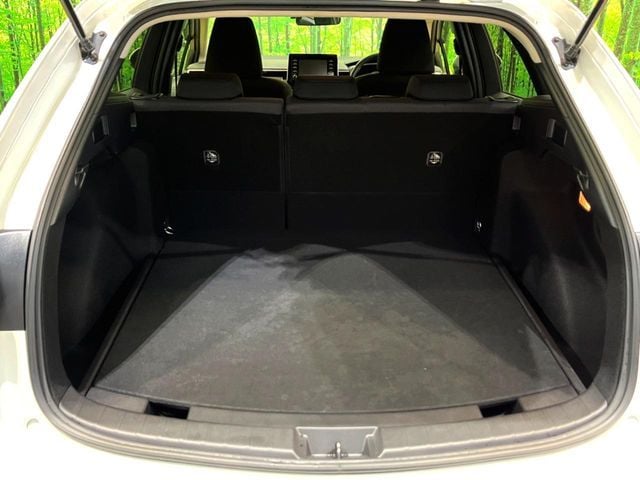 TOYOTA COROLLA TOURING HYBRID 2021