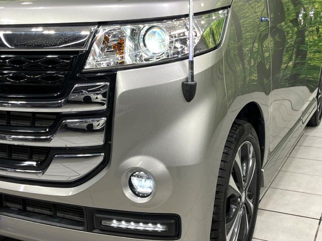 SUZUKI Spacia custom Z 4WD 2017