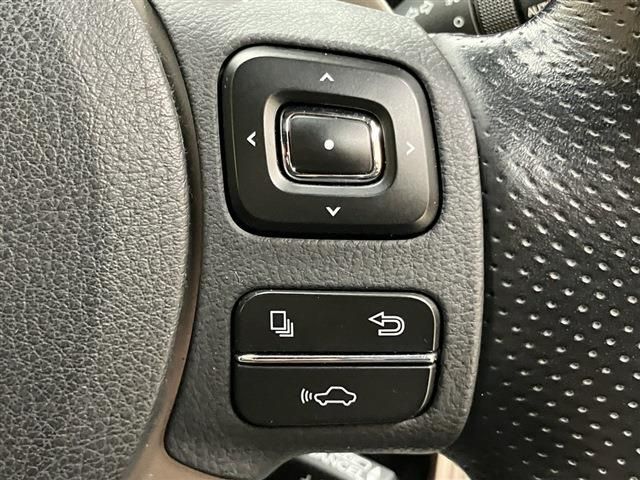 TOYOTA LEXUS RC200t 2016