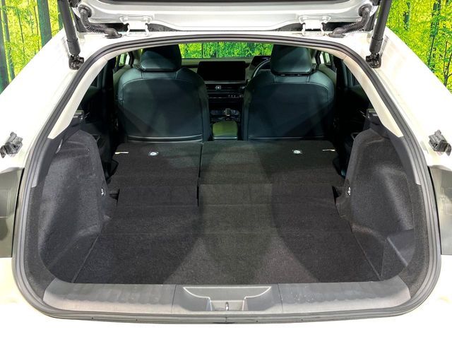 TOYOTA PRIUS 4WD 2025