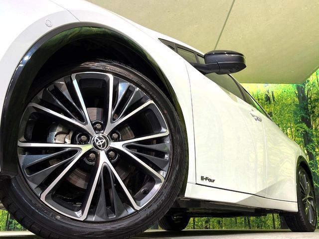 TOYOTA PRIUS 4WD 2025