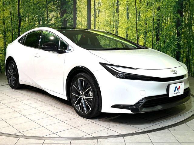 TOYOTA PRIUS 4WD 2025