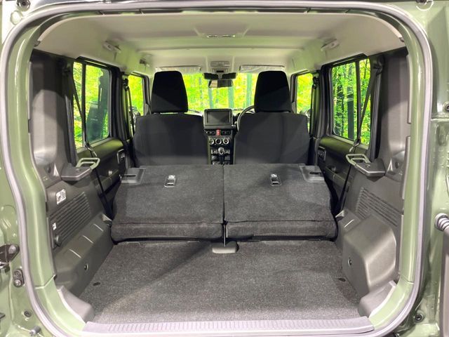 SUZUKI JIMNY NOMADE 2025