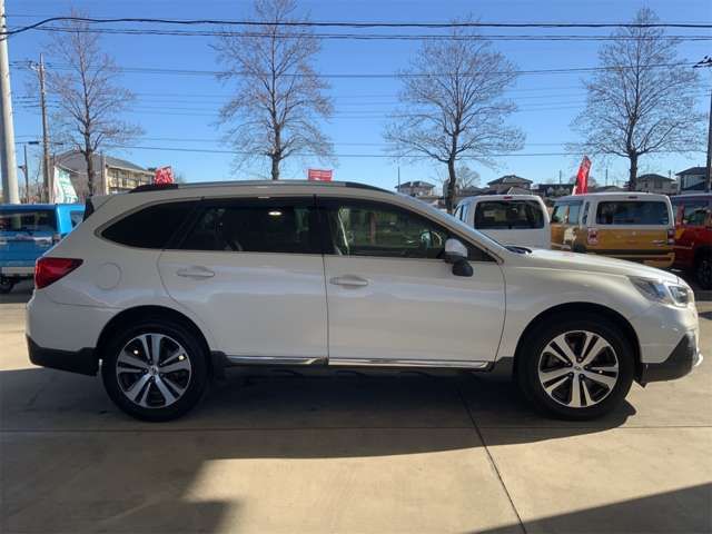 SUBARU LEGACY OUTBACK 2017