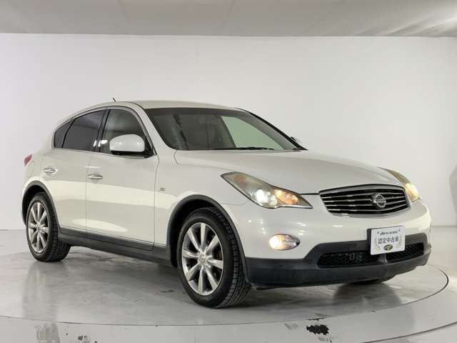 NISSAN SKYLINE CROSSOVER 4WD 2012