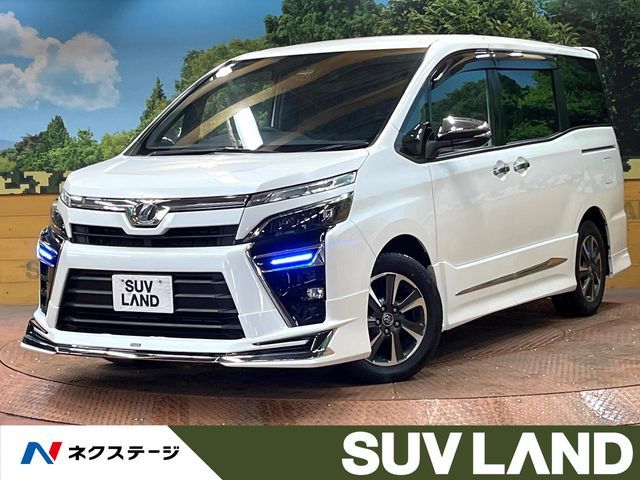 TOYOTA VOXY 2018