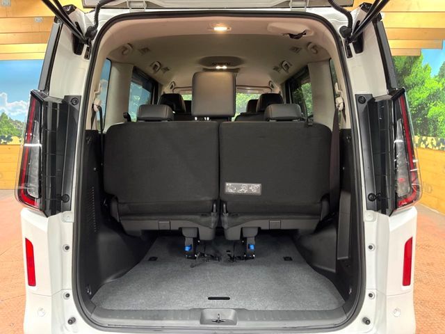 NISSAN SERENA  WG 2023