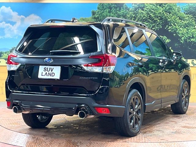 SUBARU FORESTER 2025