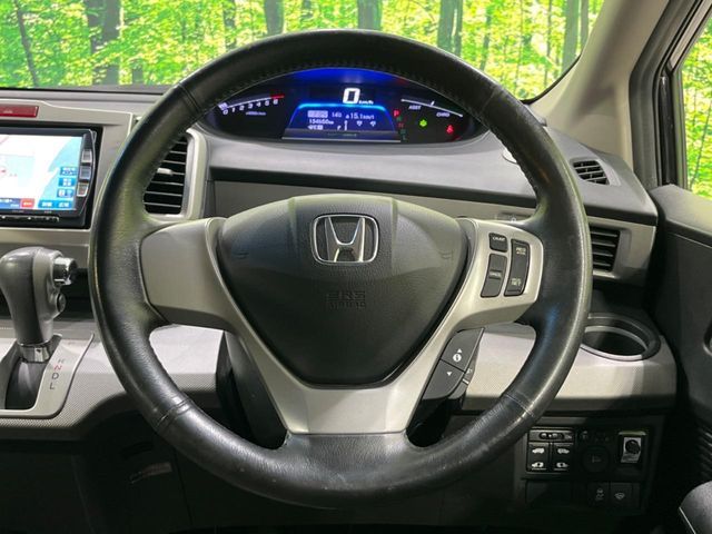 HONDA FREED HYBRID 2013