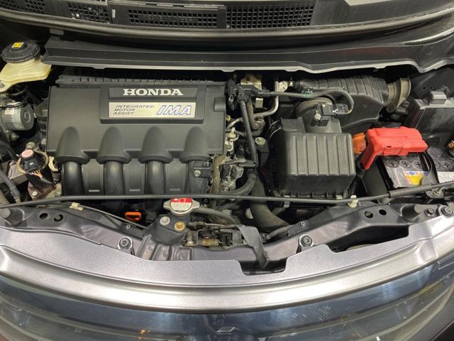 HONDA FREED HYBRID 2013