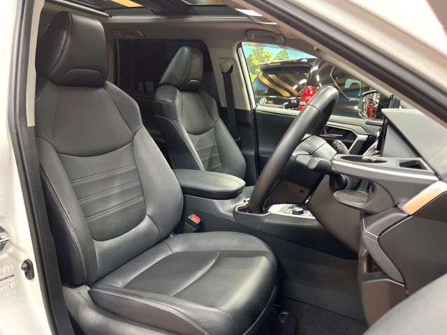 TOYOTA RAV4 4WD 2023