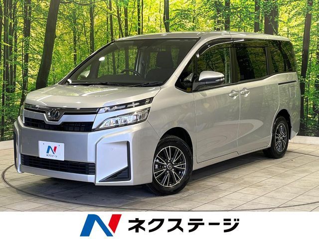 TOYOTA VOXY 2019