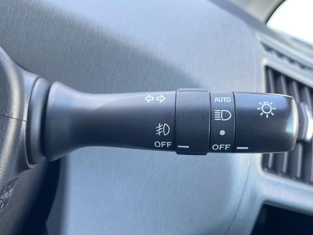 TOYOTA PRIUS Alpha 2014