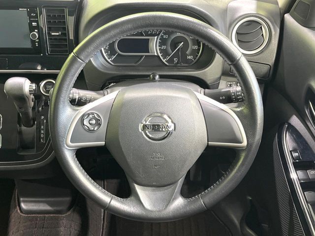 NISSAN DAYZ ROOX 2017