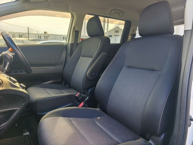 TOYOTA SIENTA HYBRID 2020