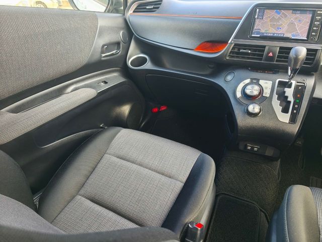 TOYOTA SIENTA HYBRID 2020