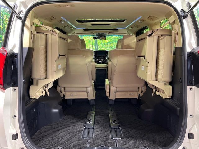 TOYOTA ALPHARD hybrid 4WD 2021