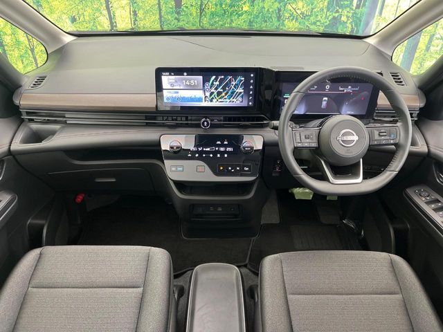 NISSAN SERENA  WG 2024