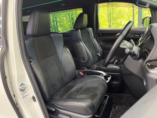 TOYOTA VELLFIRE 2017